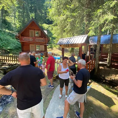 Mrestiliste Gasthof Vares